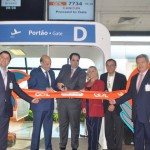 Corte da fita marcou a inauguração da nova rota para Cancún