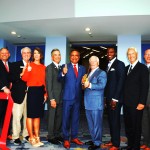 Corte da fita do Marketplace reuniu diretores de US Travel, Brand USA, Visit California e Visit Anaheim