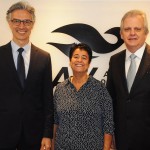 Cristina Fritsch, presidente da Abav-RJ, com Marco Ferraz, presidente da Clia Brasil, e Edmar Bull, da Copastur e ex-presidente da Abav Nacional