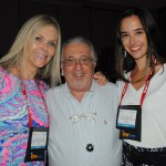 Leslie Benveniste, de Tampa Bay, com Yvonne Eyking e Mary Keegan, do Global Hospitality Marketing Link