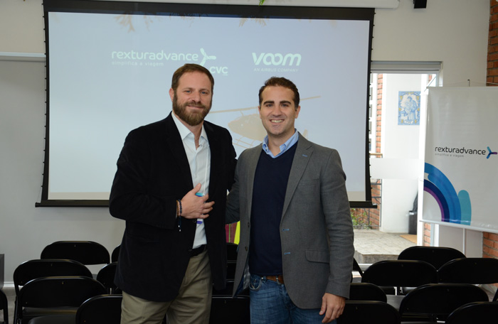 RexturAdvance amplia sua oferta de aviação executiva com helicópteros 1 Luciano Guimarães, diretor geral da Rexturadvance, e Felipe Fonseca, diretor de desenvolvimento de negócios da Voom An Airbus Company