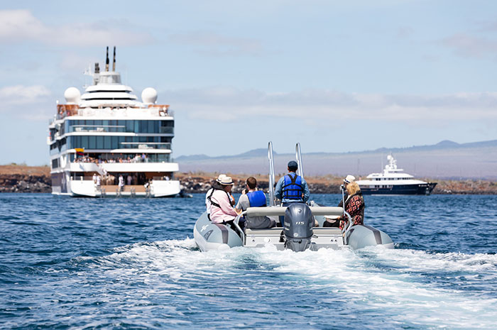 Celebrity inaugura mega iate de expedição para Ilhas Galápagos 2 Celebrity Flora
