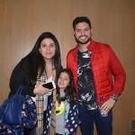 Alan Eloi com sua esposa Marcela e filha Laura, da Teatur Viagens