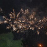Fogos de artificios também fazem parte do show