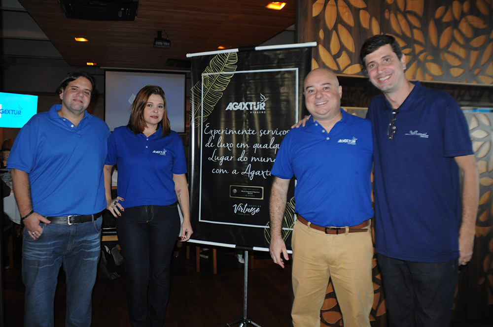 Agaxtur celebra 9 meses de Rio e realiza treinamento em parceria com a Carmel Hotels; fotos 1 Frederico Pieranti, Juciara Evangelista e Guilherme Reis, da Agaxtur, e Fernando Sequeira, da Carmel Hotéis
