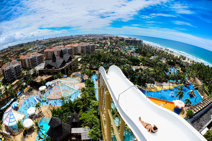 Beach Park é um dos maiores parques temáticos do Brasil