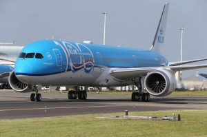 KLM realiza ações em comemoração aos 100 anos com sorteio de passagens