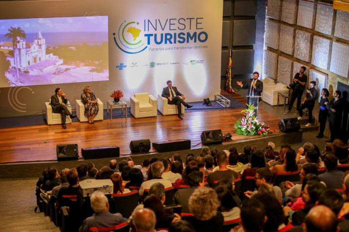 Recife recebeu equipe do Investe Turismo nesta segunda-feira Foto: (Chico Andrade/Setur-PE)