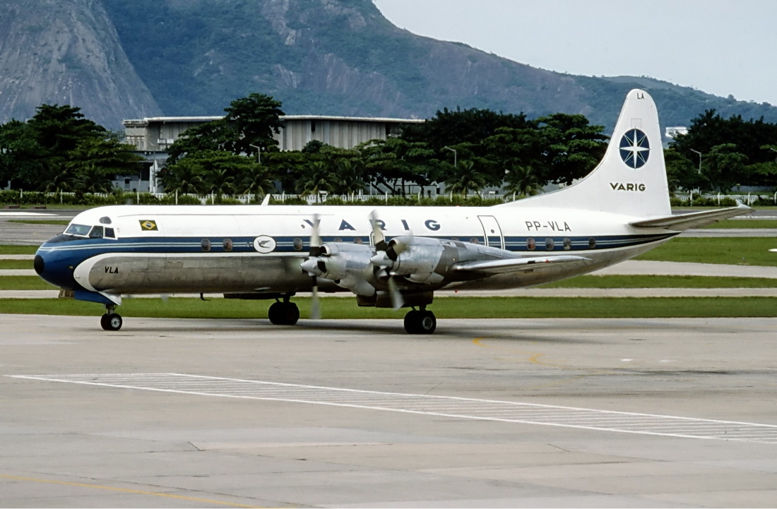 Electra da Varig marcou a história recente da Ponte Aérea (Foto Charles Osta)