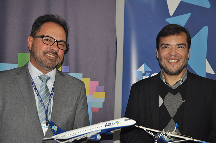Azul anuncia acordo com Asta e passa a atender mais 9 cidades no Mato Grosso 1 Adalberto Bogsan, CEO da Asta, e Marcelo Bento Ribeiro, diretor de aliaças da Azul