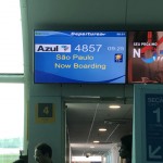 Anúncio do voo para Congonhas nos monitores do Aeroporto Santos Dumont