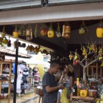 Barraca de artesanatos localizado no Maior Cajueiro do Mundo