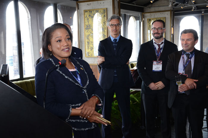 Visit USA 2019 promove almoço para trade brasileiro; veja fotos 1 Camille Richardson. do consulado dos EUA