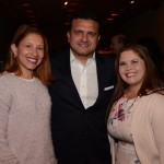 Jean Saraiva, da Silversea, entre Cristiane Santos e Tabatha Braga, da Place Tour
