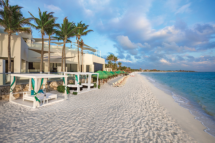 AMResorts flexibiliza reservas e oferece upgrades em viagens confirmadas 1 Previsto para abrir em outubro, o Sunscape Akumal será o primeiro empreendimento da marca da AMResorts na região de Tulum