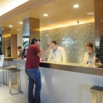 Recepção do hotel localizada no sexto andar