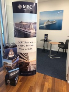 MSC Cruzeiros distribui kits de promoção para 600 agências de viagens 1 Kits serão distribuídos para 600 agências de viagens.