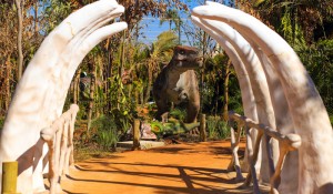 Vale dos Dinossauros Olímpia abre em agosto e espera receber 40 mil turistas por mês