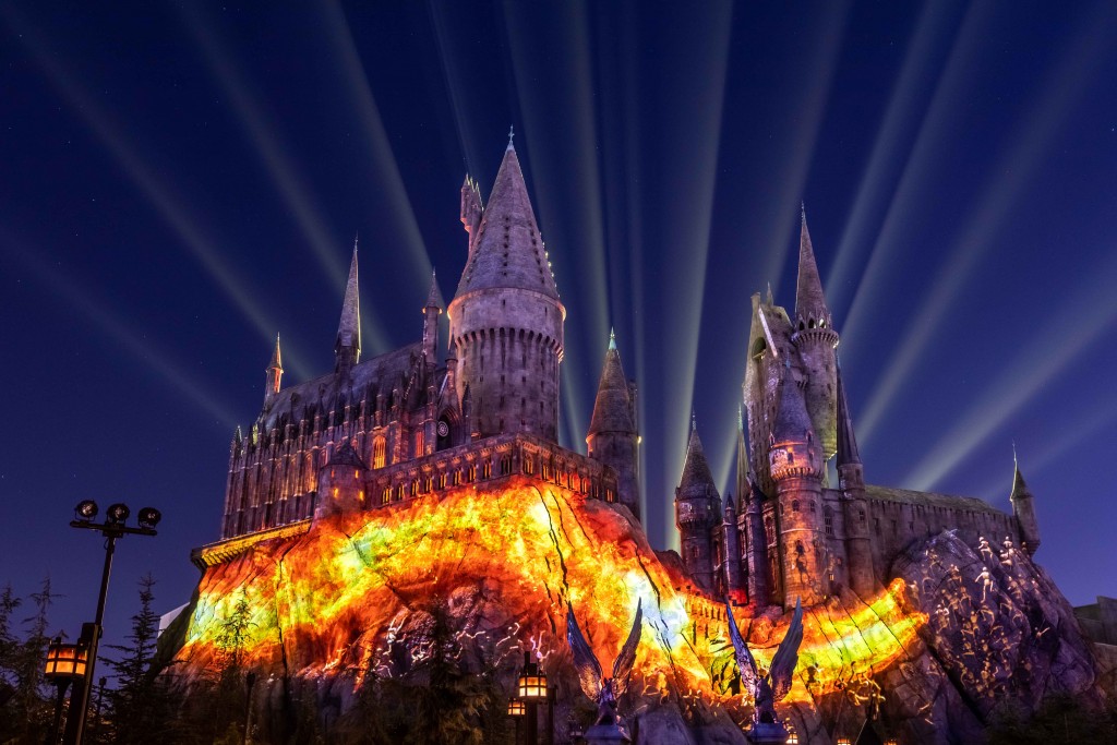 The Dark Arts at Hogwarts Castle Light Projection Show at Universal Studios Hollywood