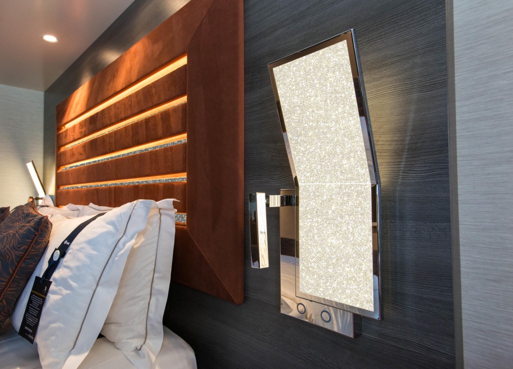 MSC Bellissima terá inédita cabine com cristais Swarowski 1 Cabine conta com uma série de detalhes em cristais Swarowski