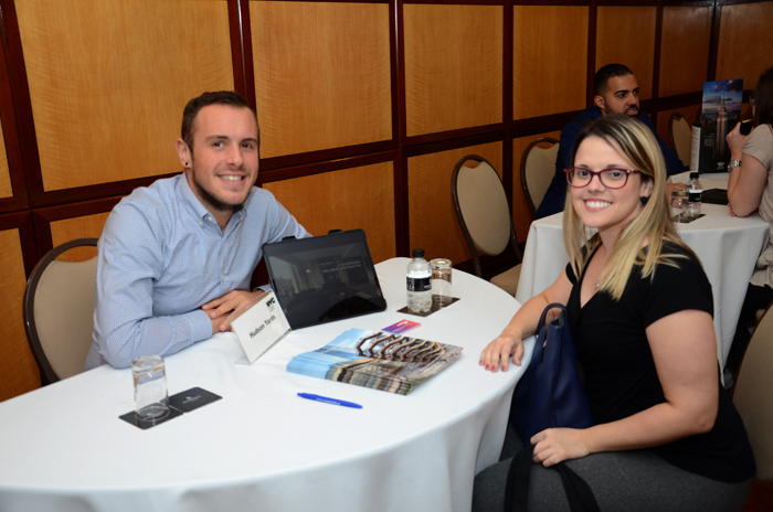 Christopher Rosenow, da Edge NY, e Michele Meira, da Abreu Christopher Rosenow, da Edge NY, e Michele Meira, da Abreu
