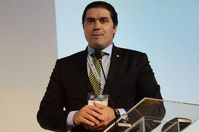 Deputado Newton Cardoso (MDB-MG), presidente da Comissão de Turismo da Câmara dos Deputados, foi o relator da MP
