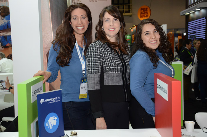 Francine Gomes, Bruna de Freitas e Caroline de Farias, da Aeromexico Francine Gomes, Bruna de Freitas e Caroline de Farias, da Aeromexico