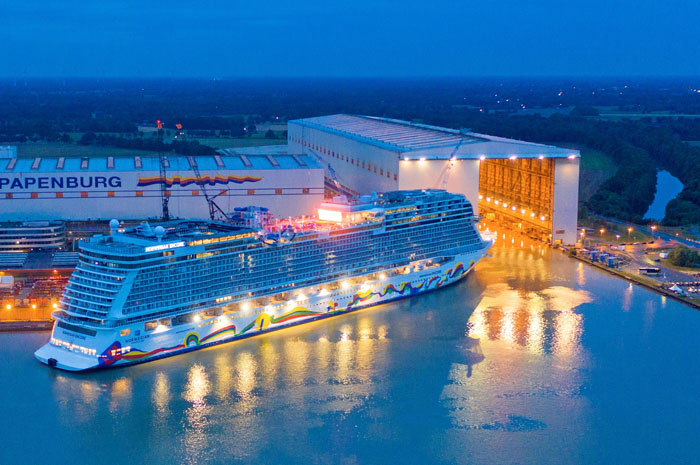 NCL lança campanha especial que antecede lançamento do Encore 1 Lançamento do Norwegian Encore inspirou campanha Encore Moments