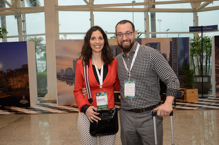 Mariana Tortonese e Diogenes Toloni, da Aerolíneas Argentinas Mariana Tortonese e Diogenes Toloni, da Aerolíneas Argentinas