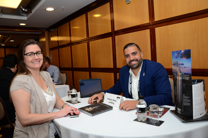 Melissa Rosa, da CVC Corp, e Diego Camacho, da Feel The Heart Of NYC Melissa Rosa, da CVC Corp, e Diego Camacho, da Feel The Heart Of NYC