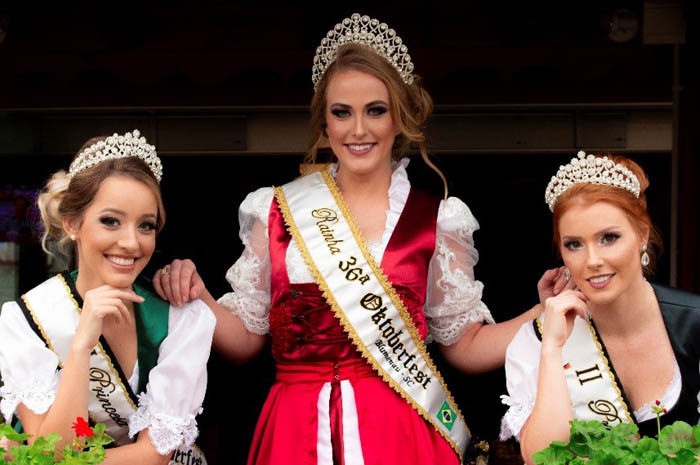 Princesas e rainhas da Oktoberfest de Blumenau irão para Munique com a Lufthansa