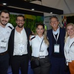 Rafael Ortiz, Fabio Oliveira, Camila Ramos, Eloi de Oliveira, e Daniela Mendes, do Grupo Flytour