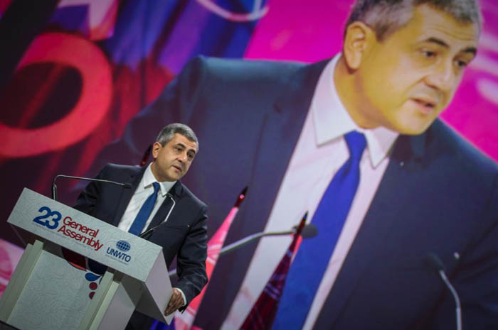 Secretário-geral da OMT, Georgian Zurab Pololikashvili, durante a abertura da Assembleia Geral (Reprodução Twitter)