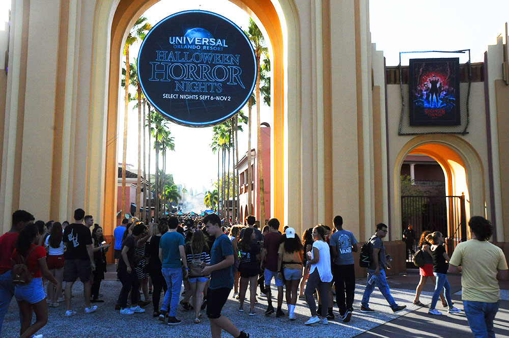 Halloween Horror Nights 2019 tem início com novos shows e casas; veja fotos 1 Universal Orlando Resort recebe o Halloween Horror Nights 2019 até novembro