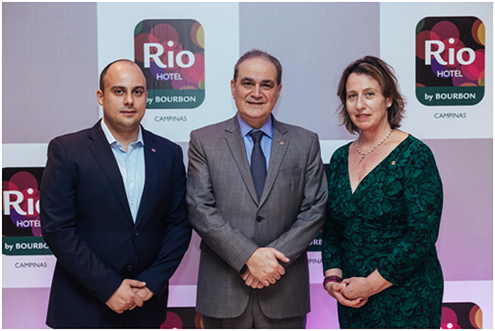 Thiago Santos, Gerente de Hospitalidade do Rio Hotel by Bourbon Campinas, Alceu Antimo Vezozzo Filho, CEO da Rede Bourbon, Annie Morrissey, diretora de Vendas & Marketing