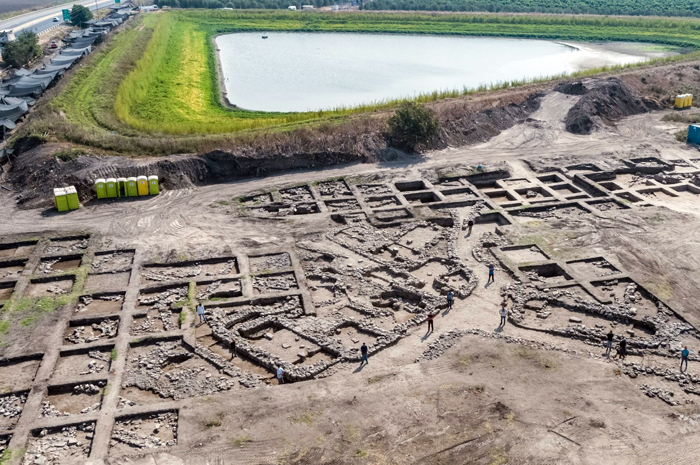 Cidade de 5 mil anos é descoberta no centro de Israel 2 Aerial Footage Assaf Peretz 1 Cidade de 5 mil anos é descoberta no centro de Israel