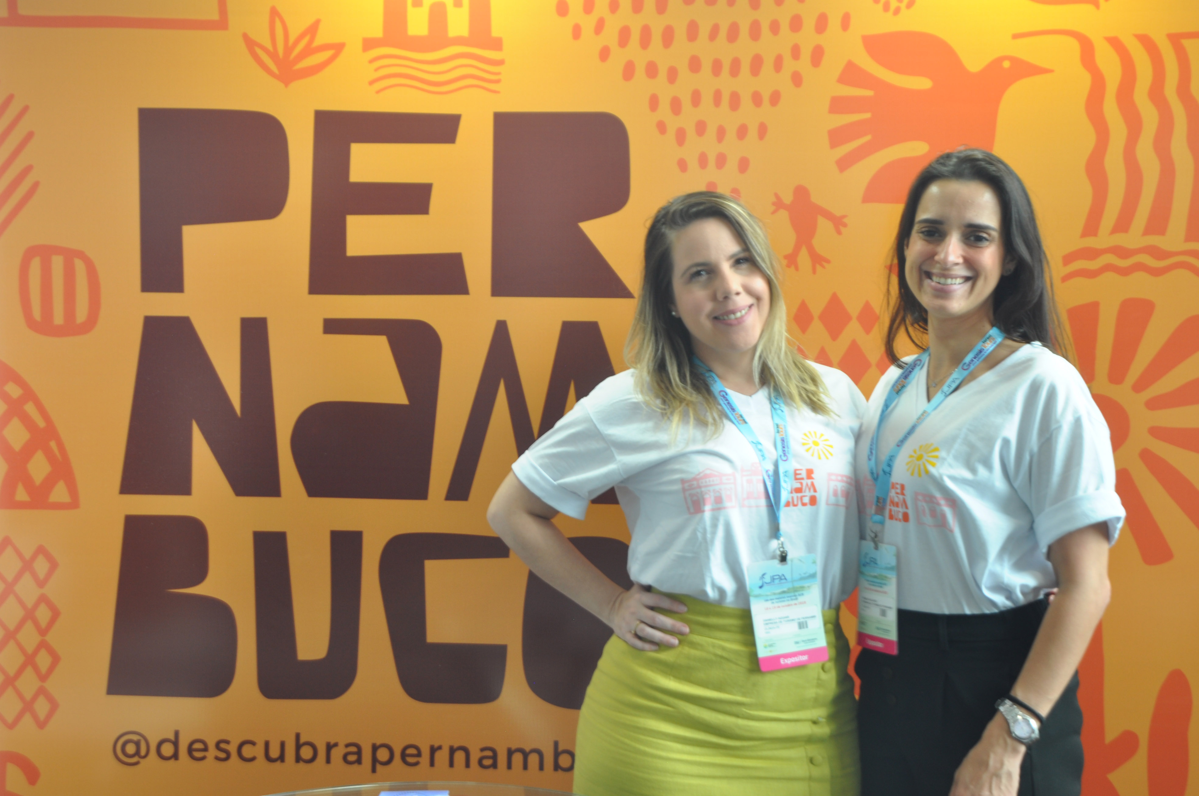 Danielly aguiar e Isabela Salgado, do Turismo de Pernambuco Danielly aguiar e Isabela Salgado, do Turismo de Pernambuco