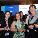 Debora Silva e Maria Ibarra, da Pratt & Whitney, e Caroline Vandredrinck, da Sr Technics Debora Silva e Maria Ibarra, da Pratt & Whitney, e Caroline Vandredrinck, da Sr Technics
