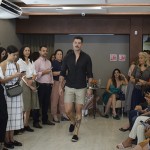 Desfile com roupas exclusivas durante o evento de promoção de Saint Barth Desfile com roupas exclusivas durante o evento de promoção de Saint Barth