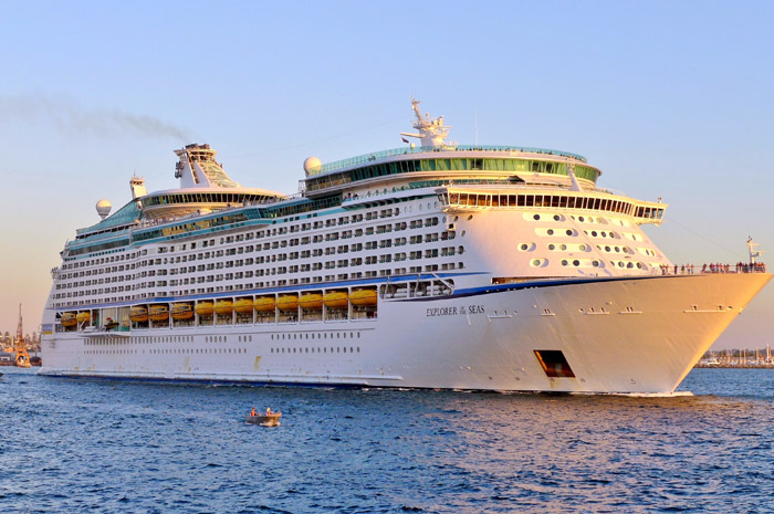 Royal Caribbean investe US$ 110 milhões na revitalização do Explorer of the Seas 1 Revitalização faz parte do projeto Royal Amplified, que visa modernizar a frota da armadora