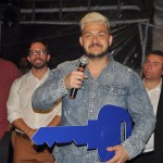 Fabrício Medeiros, da Home Tour, discursa emocionado após ser anunciado como vencedor