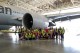 American Airlines leva crianças para conhecer Boeing 777-300
