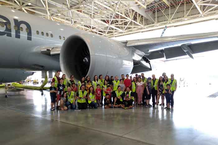 Filhos de funcionários da American Airlines participaram da ação