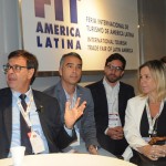 Gilson Machado, da Embratur, Rafael Brito, secretário de Alagoas, Miltinho Vasconcellos, de Alagoas, e Vanessa Mendonça, secretária de Turismo do DF