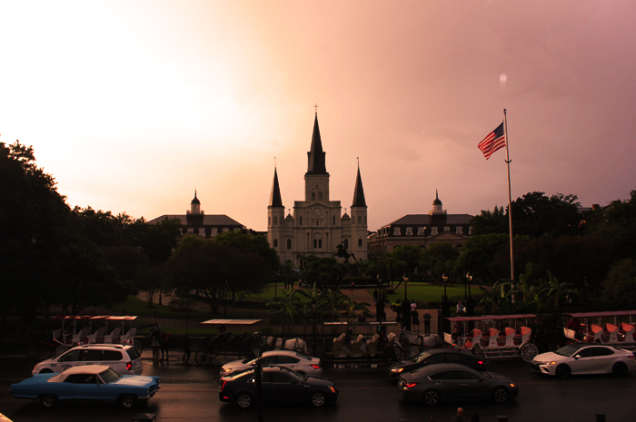 O que fazer no Sul dos Estados Unidos? Conheça roteiro inédito em 60 fotos 1 St. Louis Cathedral na praça Jackson em New Orleans