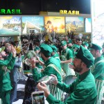 Mangueira fez a festa dos argentinos com muito samba