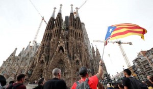 Greve na Catalunha afeta voos, cruzeiros e atrações nesta sexta-feira (18)