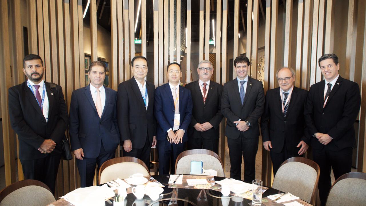 Ministro se reuniu com empresários chineses (Foto: Helano Stuckert/MTUR)
