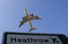 Governo britânico quer repatriar turistas com aeronaves de companhias falidas