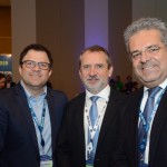 Roberto de Oliveira Luiz, da Inframerica, entre Randall Aguero e Sergio Quito, da Gol Linhas Aereas